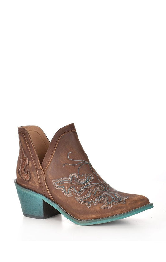 Q0099 LD COGNAC EMBROIDERY SHOE-Kuet.us